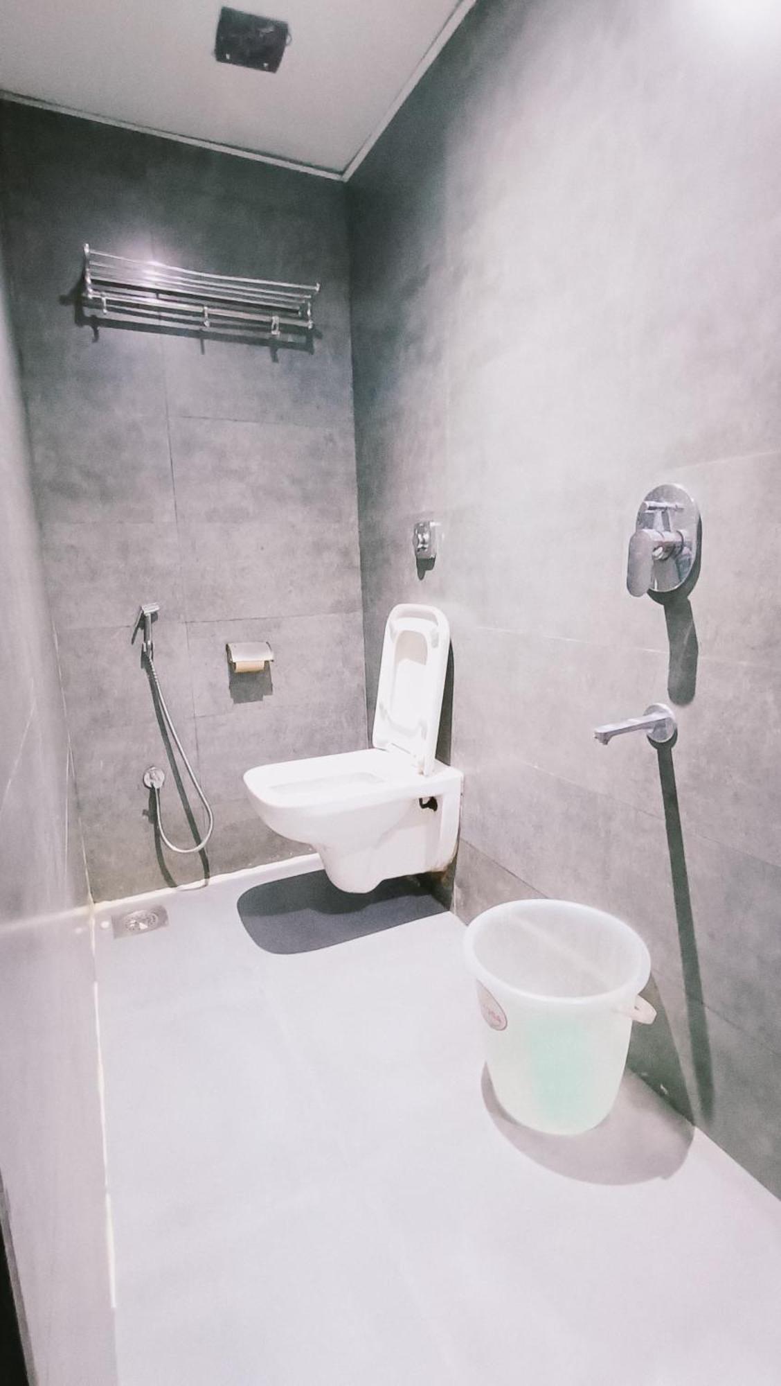 Hotel Comfort- Andheri West Bombaj Exteriér fotografie